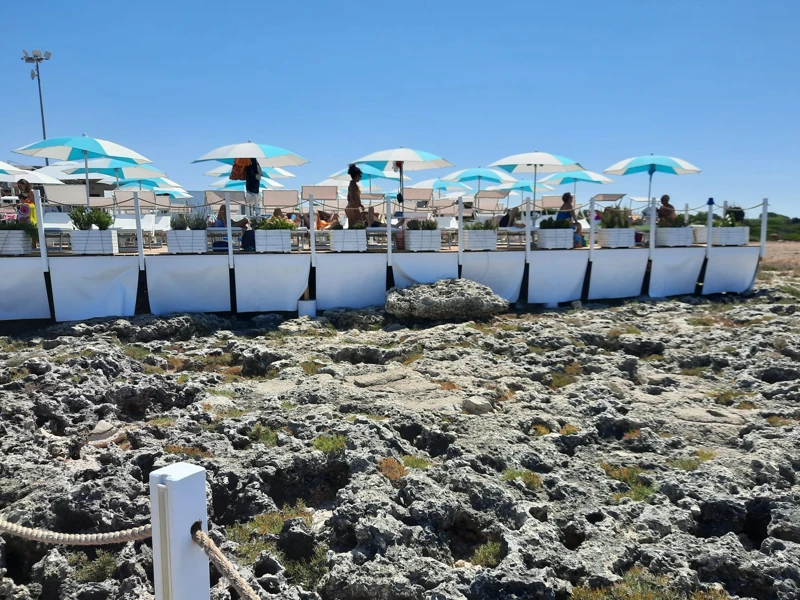 Salentissimo.it: Acqua Azzurra - Sant Isidoro - Nardò, spiagge del Salento