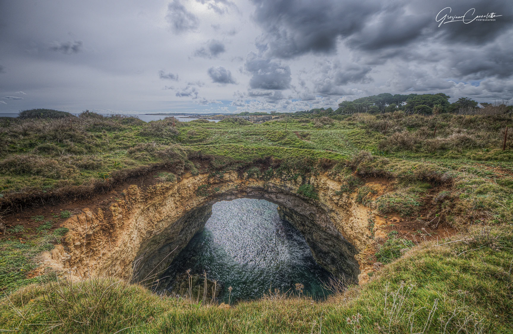 Salentissimo.it: Grotta Sfondata - Otranto, spiagge del Salento