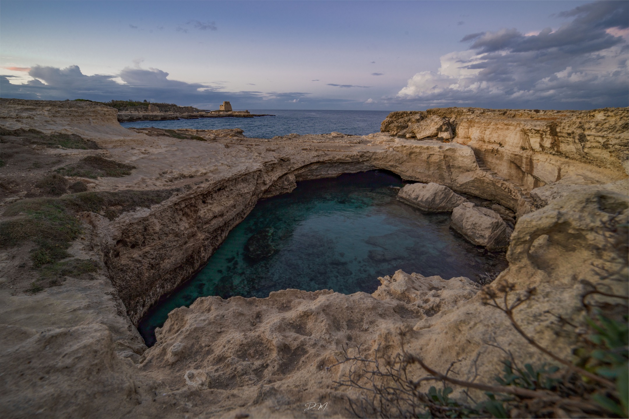 Salentissimo.it: Grotta della Poesia - Roca Vecchia - Melendugno, Playas de Salento