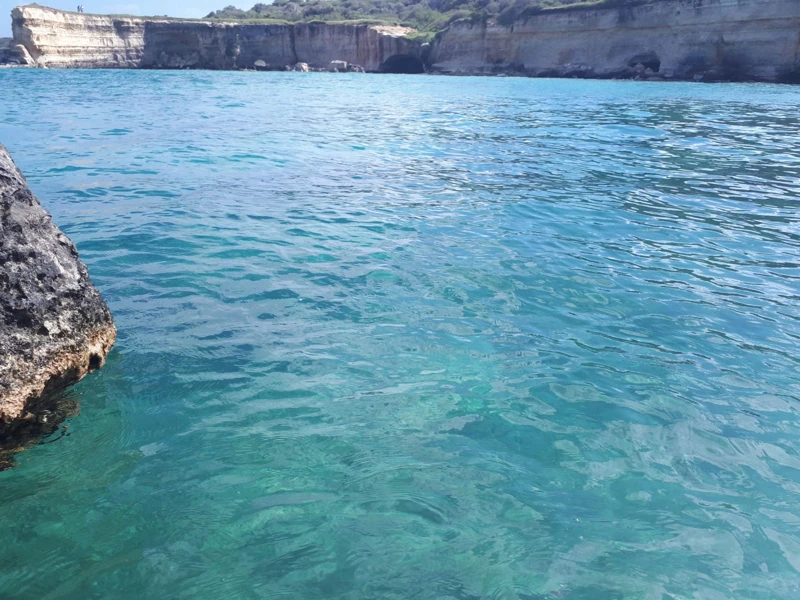 Salentissimo.it: I Faraglioni di Sant Andrea - Sant Andrea - Melendugno, Praias de Salento