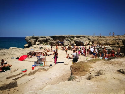 Salentissimo.it: Grotta della Poesia - Roca Vecchia - Melendugno, Salento-strande