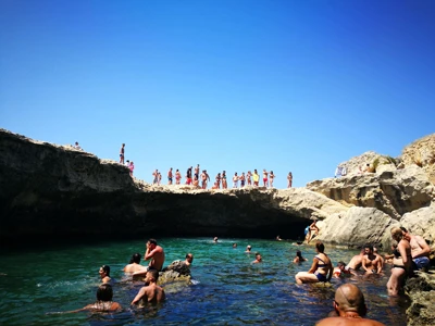 Salentissimo.it: Grotta della Poesia - Roca Vecchia - Melendugno, Salento-strande