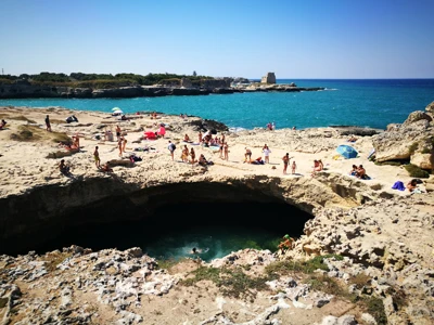 Salentissimo.it: Grotta della Poesia - Roca Vecchia - Melendugno, Salento-strande