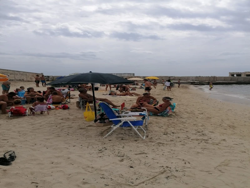 Salentissimo.it: Spiaggia Barzolla - Sant Isidoro - Nardò, Плажове в Саленто