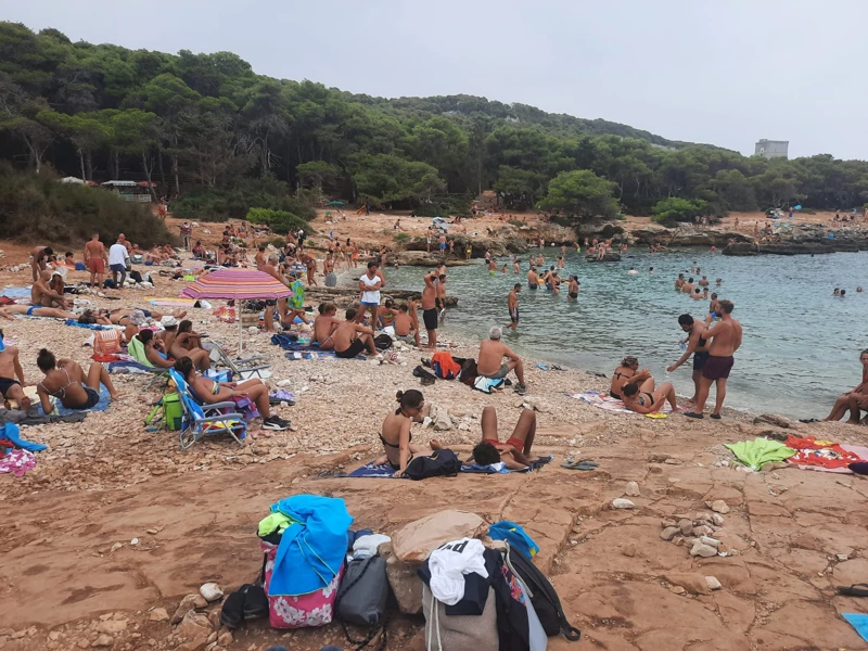 Salentissimo.it: Spiaggia di Porto Selvaggio - Porto Selvaggio - Nardò, Пляжі Саленто