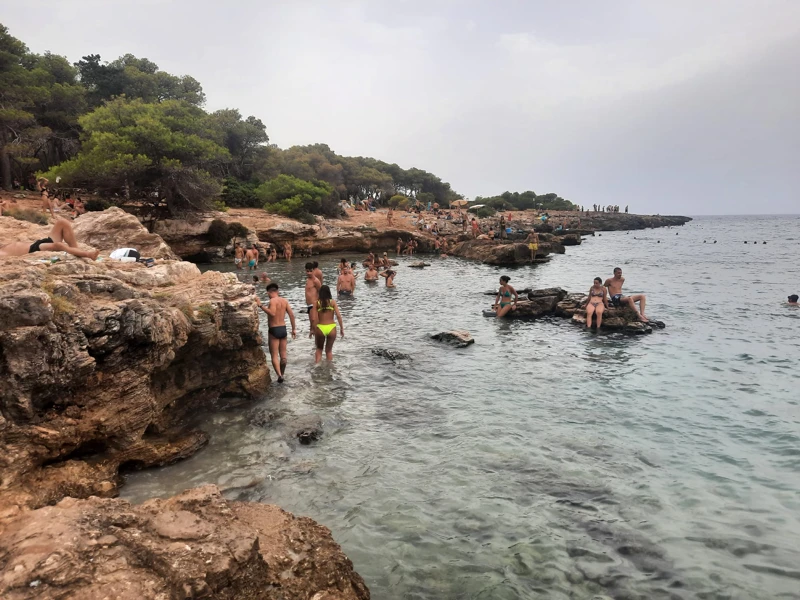 Salentissimo.it: Spiaggia di Porto Selvaggio - Porto Selvaggio - Nardò, Stranden van Salento