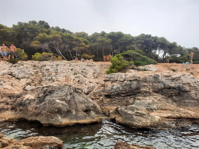 Salentissimo.it: Spiaggia di Porto Selvaggio - Porto Selvaggio - Nardò, Salento pludmales