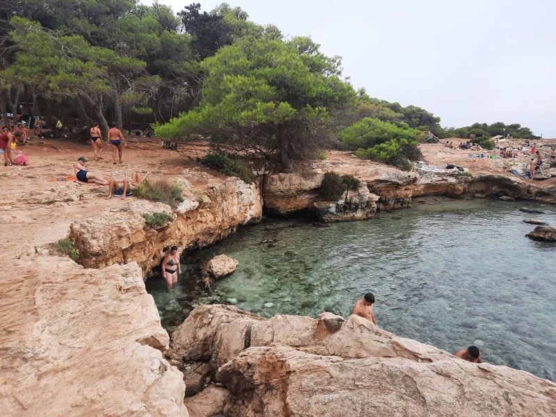 Salentissimo.it: Spiaggia di Porto Selvaggio - Porto Selvaggio - Nardò, Salento pludmales