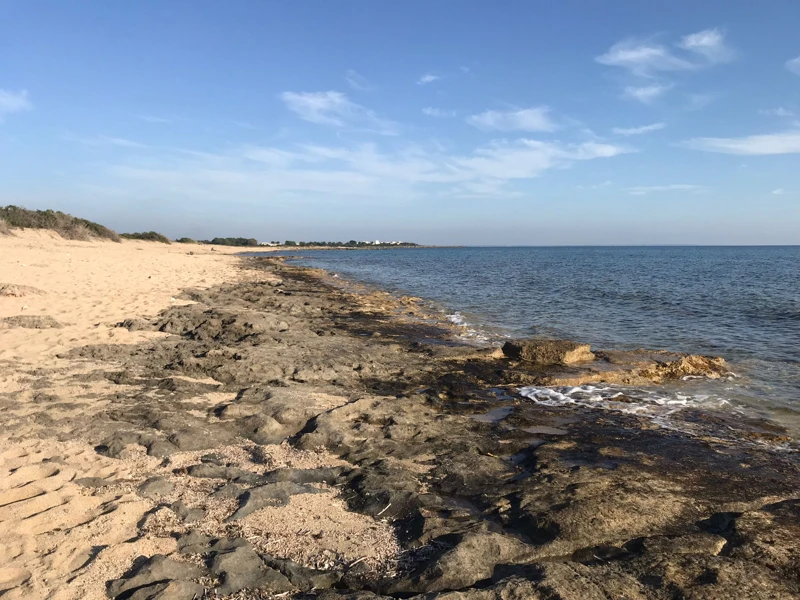 Salentissimo.it: Spiaggia di Punta Cacata - Torre Colimena - Manduria, Παραλίες Salento