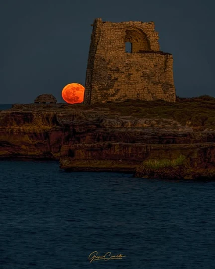 Salentissimo.it: Torre di Roca Vecchia - Roca Vecchia - Melendugno, Παραλίες Salento