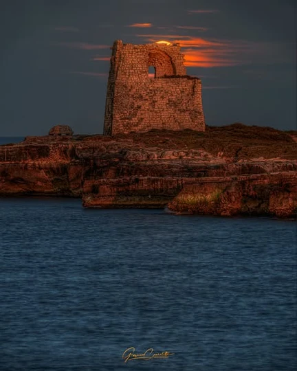 Salentissimo.it: Torre di Roca Vecchia - Roca Vecchia - Melendugno, Παραλίες Salento