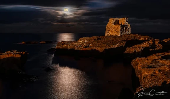 Salentissimo.it: Torre di Roca Vecchia - Roca Vecchia - Melendugno, Παραλίες Salento