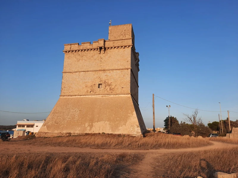 Salentissimo.it: Torre di Sant Isidoro - Sant Isidoro - Nardò, spiagge del Salento