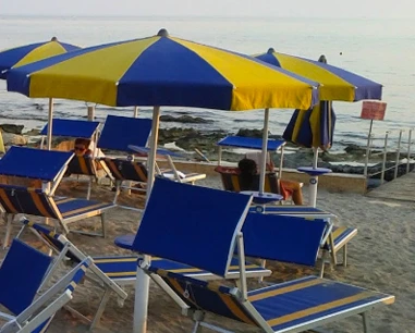 Salentissimo.it: Eurobeach TikiBar - Torre San Giovanni - Ugento, spiagge del Salento