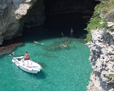 Salentissimo.it: Grotta dell Eremita -  Otranto, spiagge del Salento