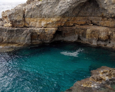 Salentissimo.it: Grotta Porcinara -  Santa Maria di Leuca - Castrignano del Capo, spiagge del Salento