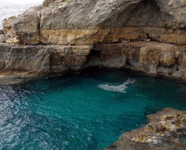 Salentissimo.it: Grotta Porcinara - Santa Maria di Leuca - Castrignano del Capo, spiagge del Salento