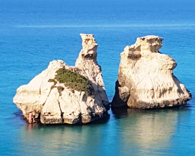 Salentissimo.it: Le due Sorelle - Torre dell Orso - Melendugno, Salento pludmales