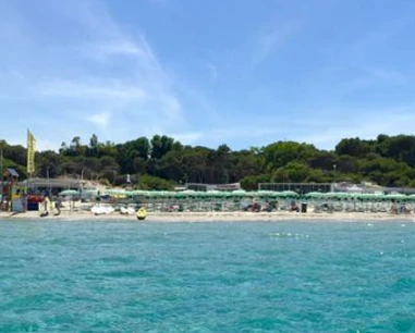 Salentissimo.it: Lido la Sorgente - Torre dell Orso - Melendugno, spiagge del Salento