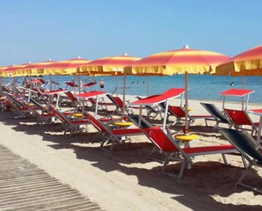 Salentissimo.it: Sun Beach - Casalabate - Squinzano-Trepuzzi, spiagge del Salento